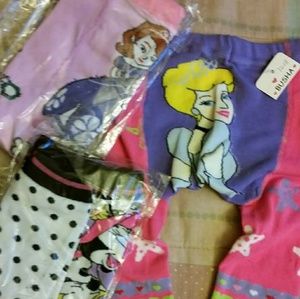 BABY CHARACTER LEGGINGS 12-18M